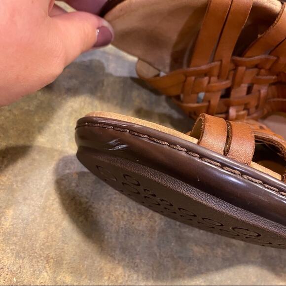 Clarks Artisan Woven Strappy Brown Leather Open Toe Sandals Size 8 Chunky Heel - Picture 8 of 10